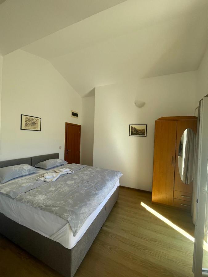 Manojlovic Appartement