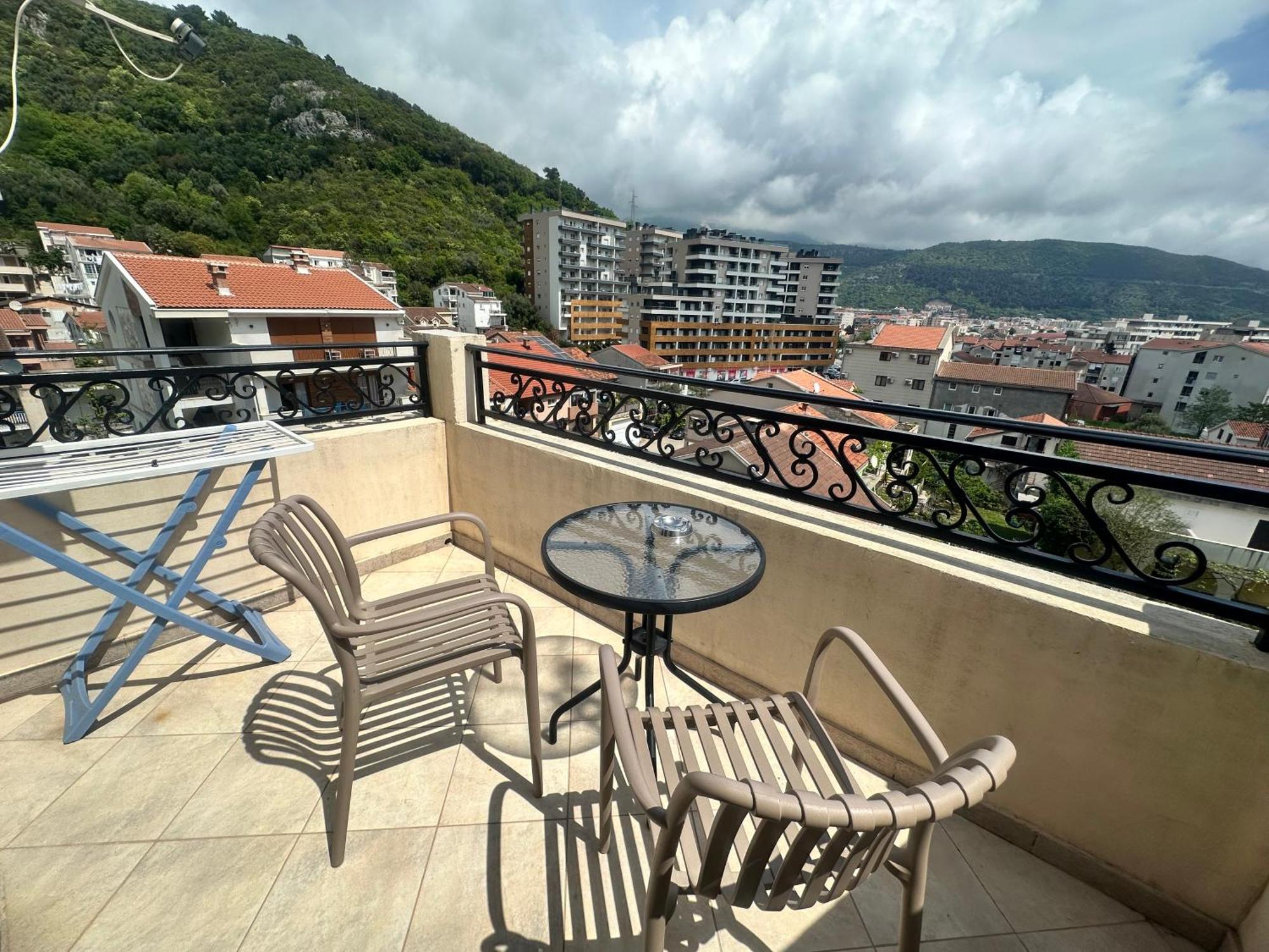 Manojlovic Budva