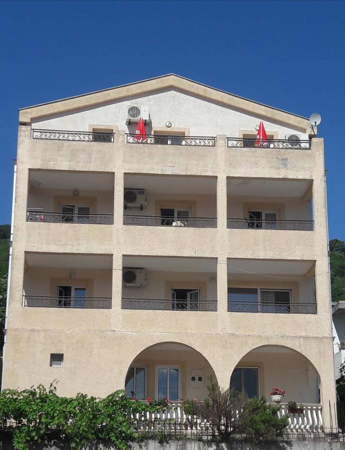 Manojlovic Appartement *