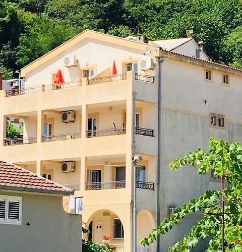 Apartments Manojlovic